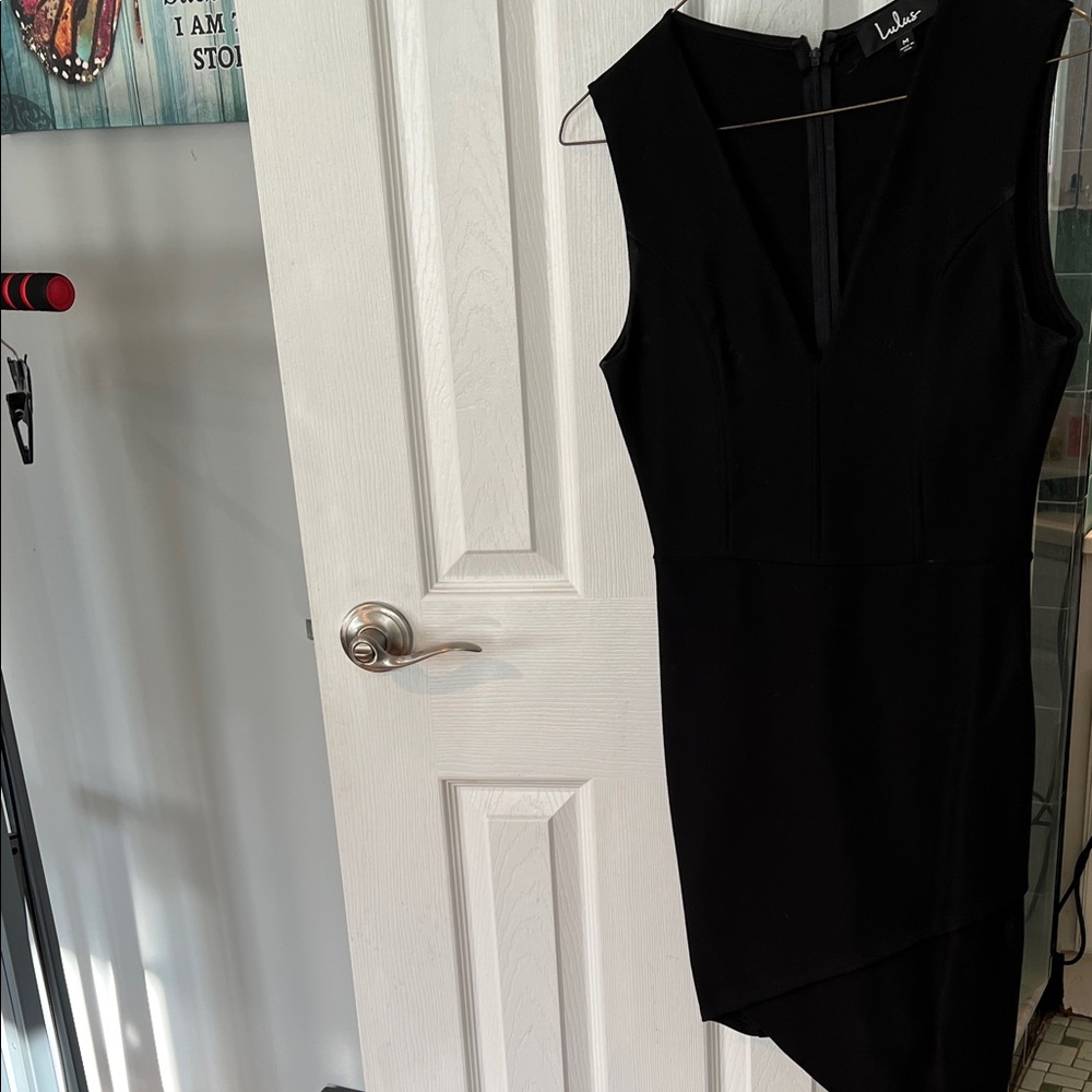 Lulu's Sleek Black V-Neck Asymmetric Hem Dress